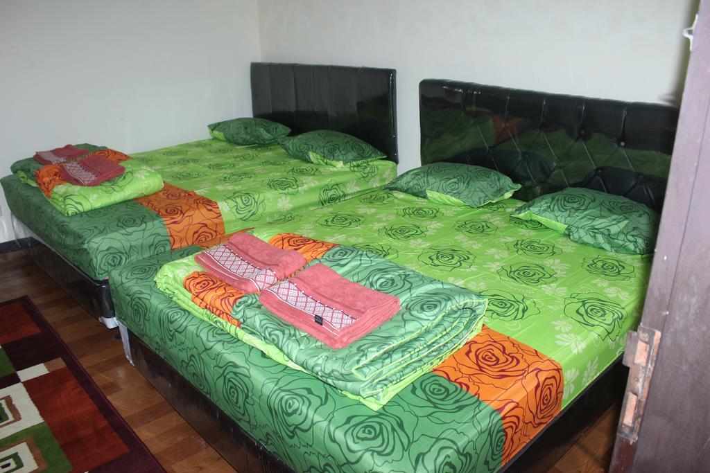 Riverrun Home Bogor Buitenkant foto