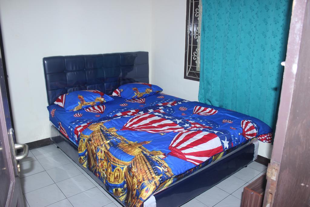 Riverrun Home Bogor Buitenkant foto