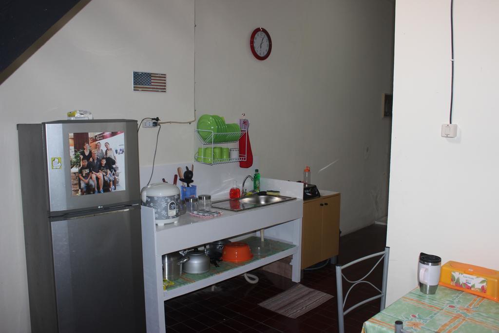 Riverrun Home Bogor Buitenkant foto