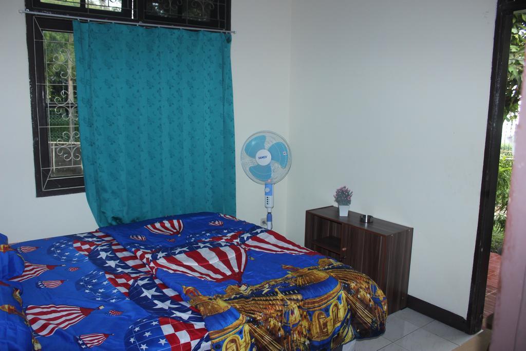 Riverrun Home Bogor Buitenkant foto